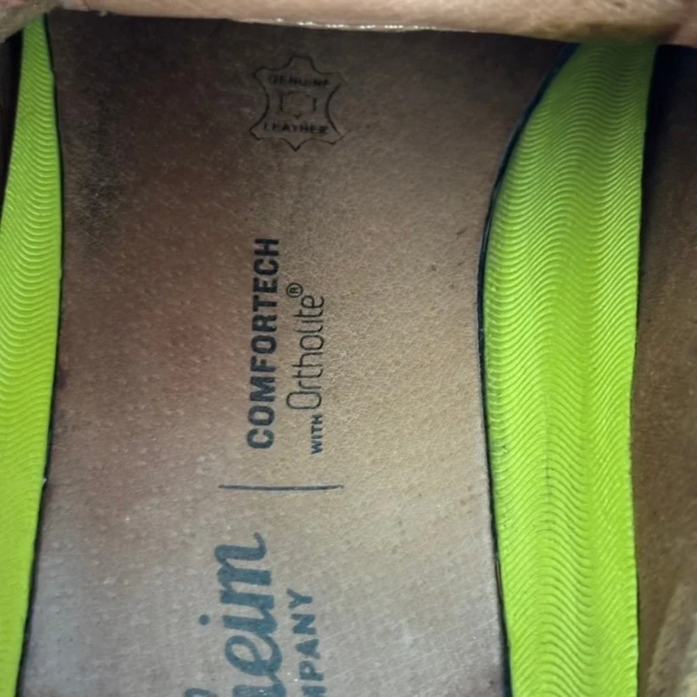 Florsheim center cap